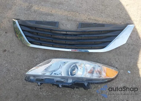 2014 Toyota Sienna Le V6 8 Passenger из США, поврежденный, VIN 5TDKK3DC6ES463130